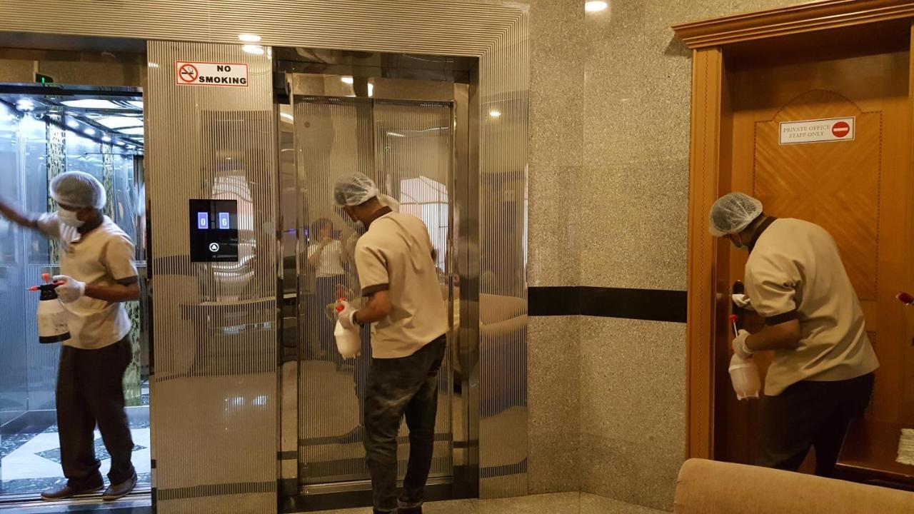 Ruru Tower Aparthotel Манама Екстериор снимка