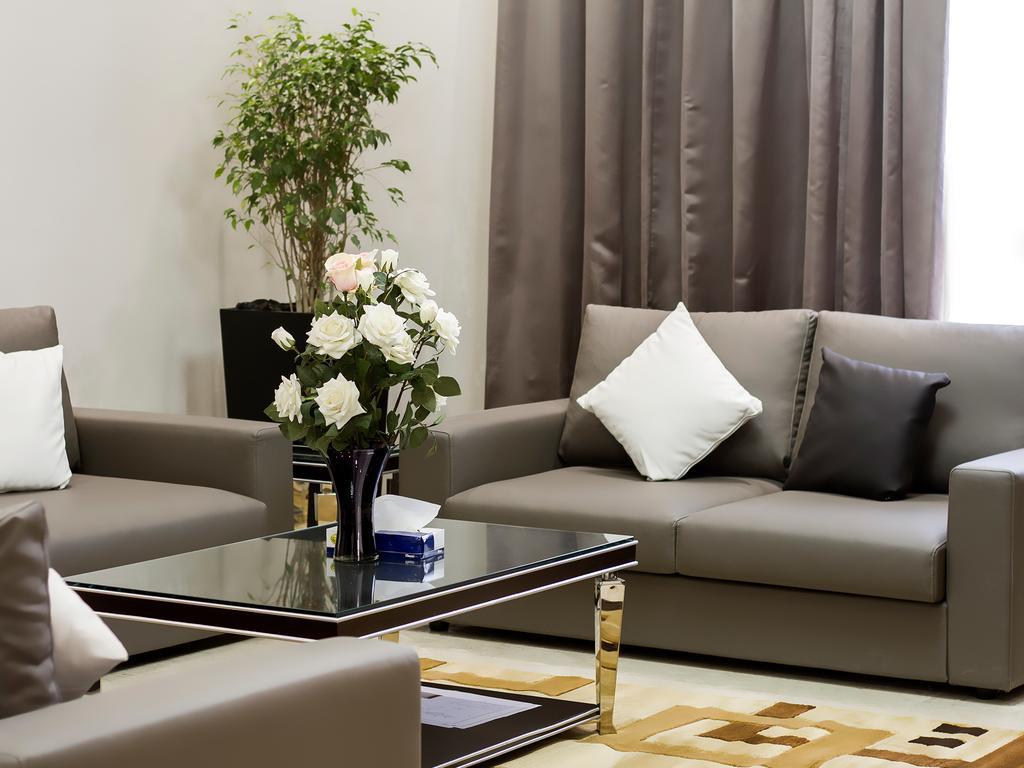 Ruru Tower Aparthotel Манама Екстериор снимка