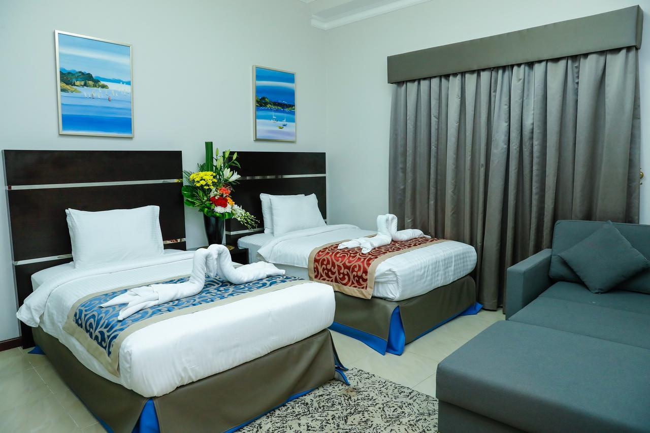 Ruru Tower Aparthotel Манама Екстериор снимка
